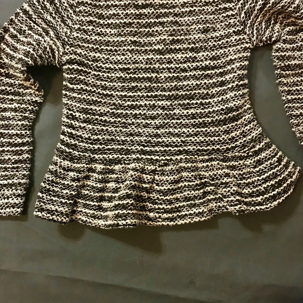 ADORABLE Gymboree Ruffle Hem Tweed Jacket (S. 7-8) - Picture 2 of 6